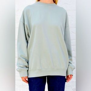 Brandy Melville Erica oversized sweatshirt